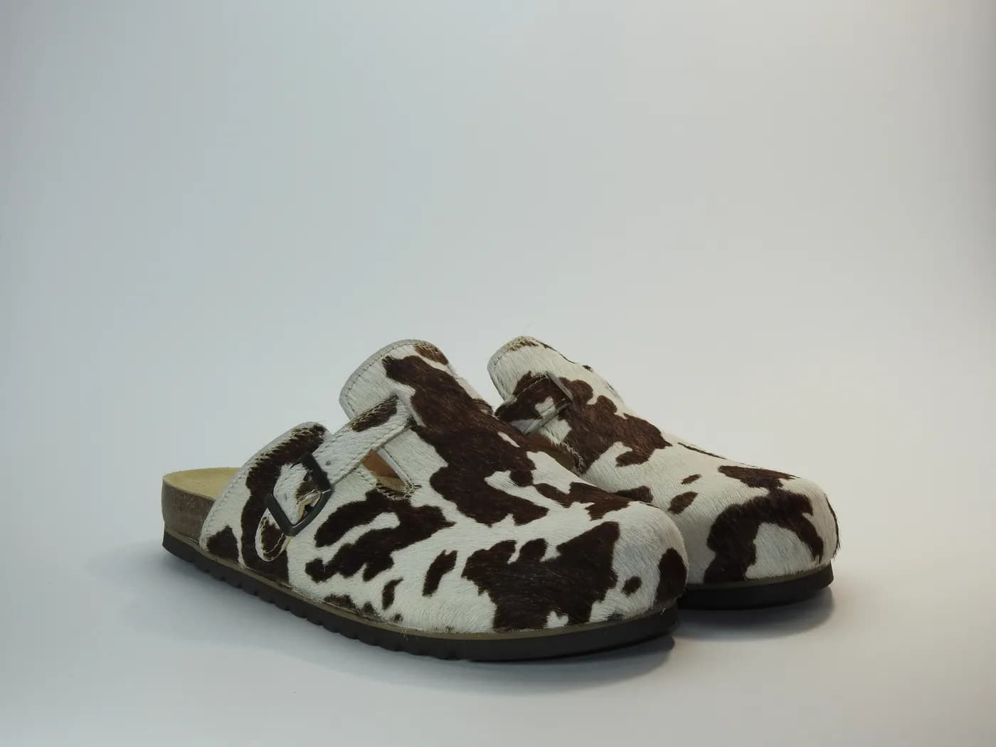 Footwear 10 front