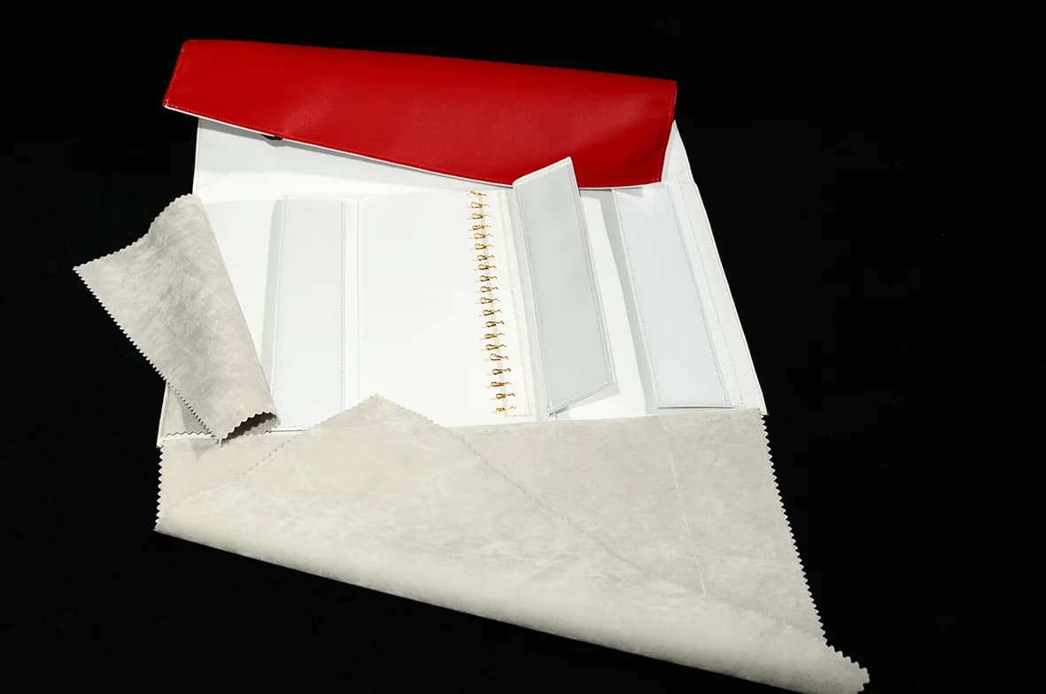 Folders 8